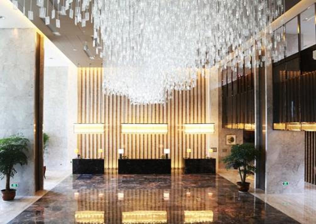 Hotel Ramada Plaza Liuzhou Liudong Extérieur photo
